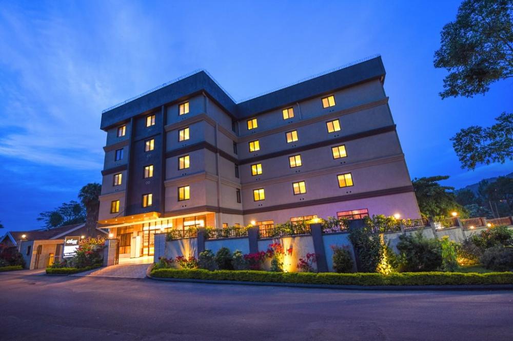 Best Western Plus The Athena Hotel
