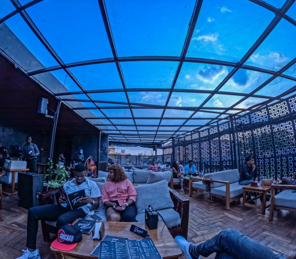 Clamato Lounge