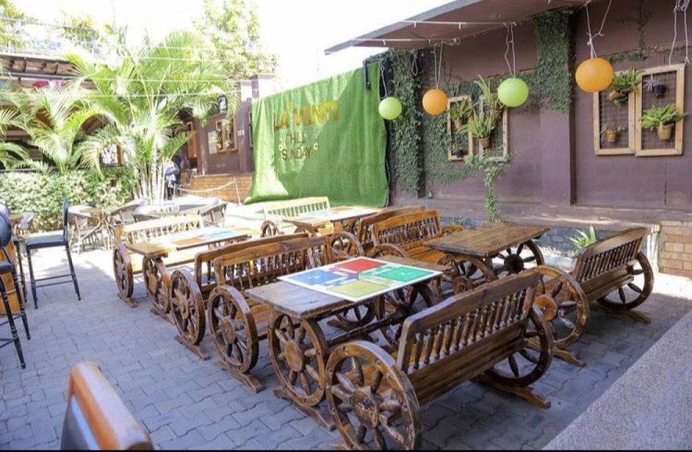 La'Venti Lounge & Kitchen