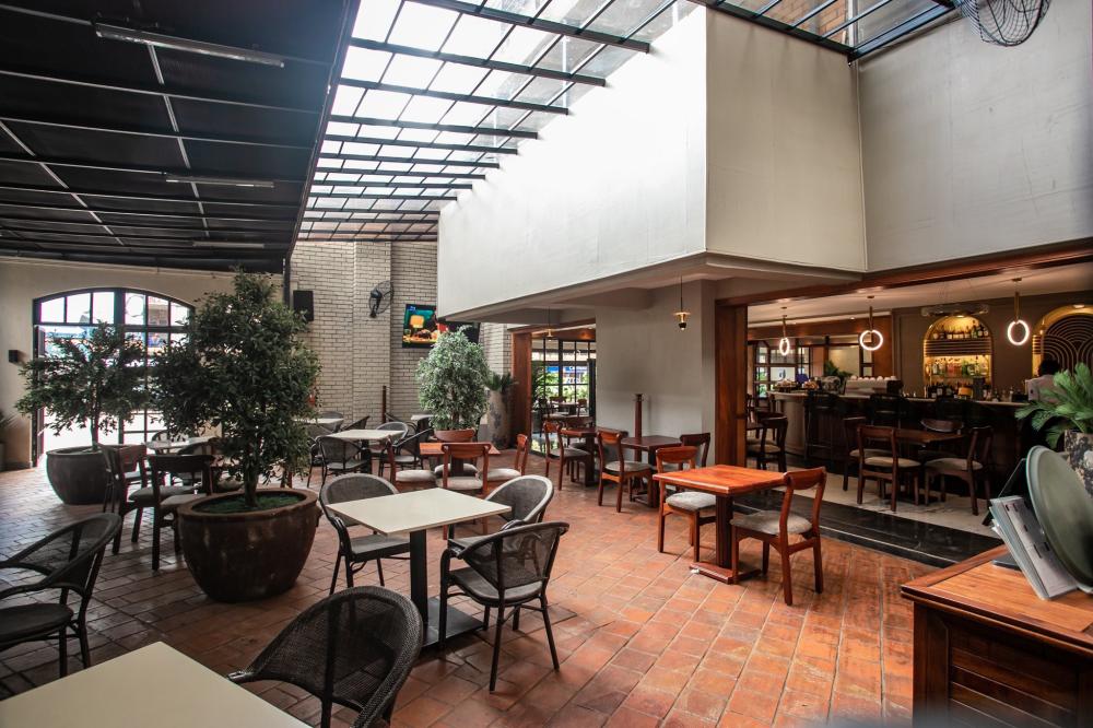 The Maze Restaurant & Lounge