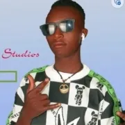AKIE Y