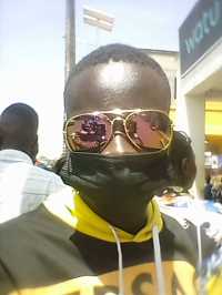 AkiNg Bomz Nobz