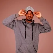 Banji Mo