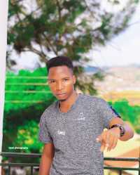 Brownn