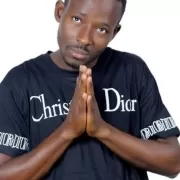 Dinero Ug