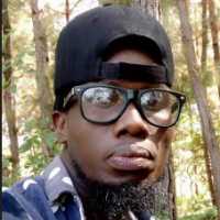 Dr Mugololo