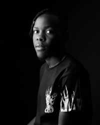 Eazy Lyks
