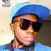 Ezzy King Ug