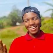 Kim Komanda