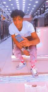 Loveless Muzik