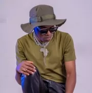 Nic Malaika