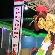 Robin Vybz Ug