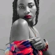Shidah Vee