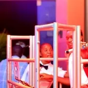 Vaza V